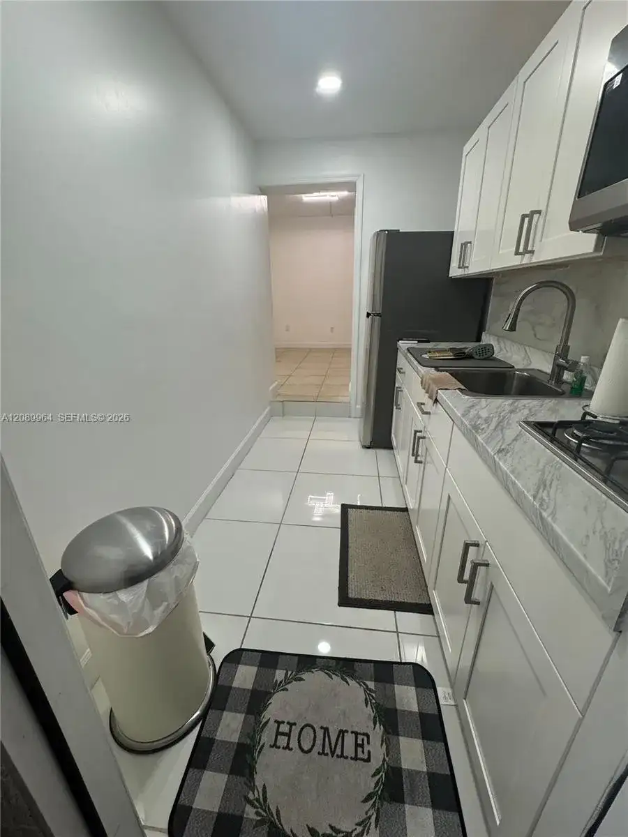 9819 NW 4th Ter # 9819, Miami FL 33172 photo 3