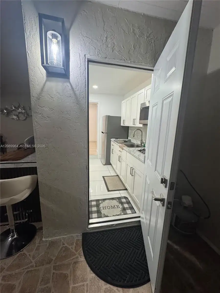 9819 NW 4th Ter # 9819, Miami FL 33172 photo 4