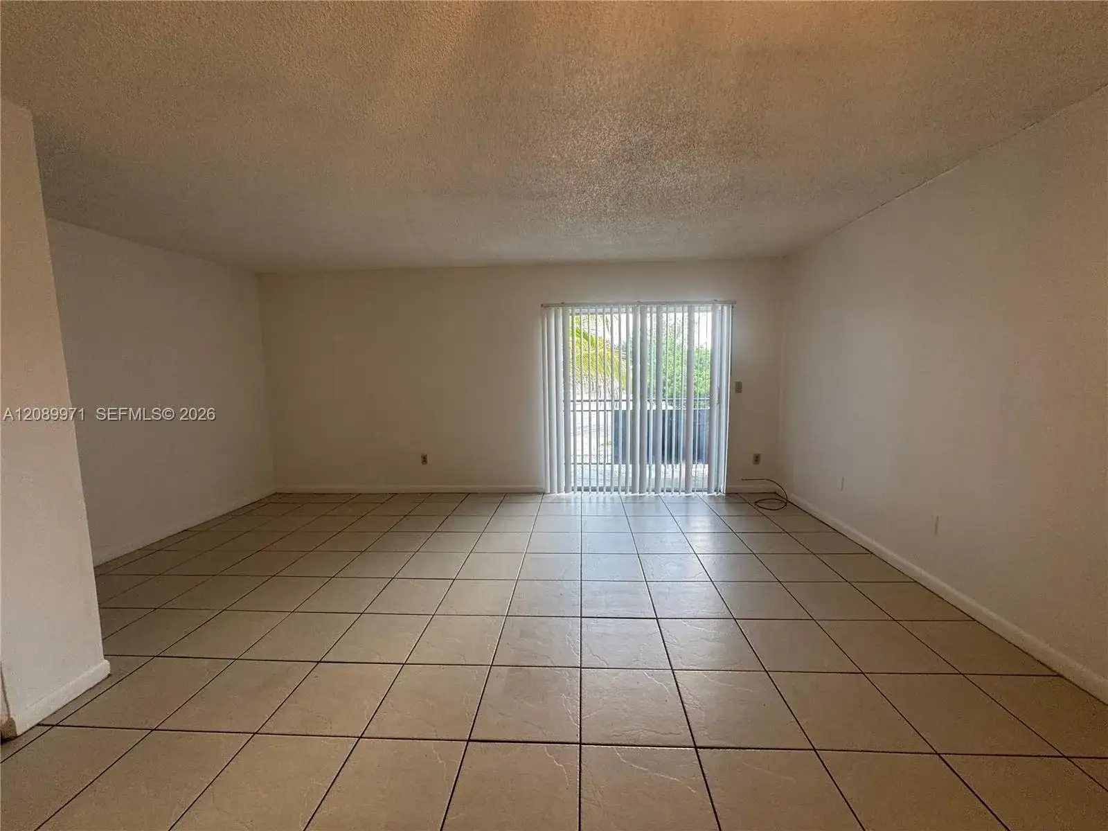 888 NE 132nd St # 205, North Miami FL 33161 photo 2