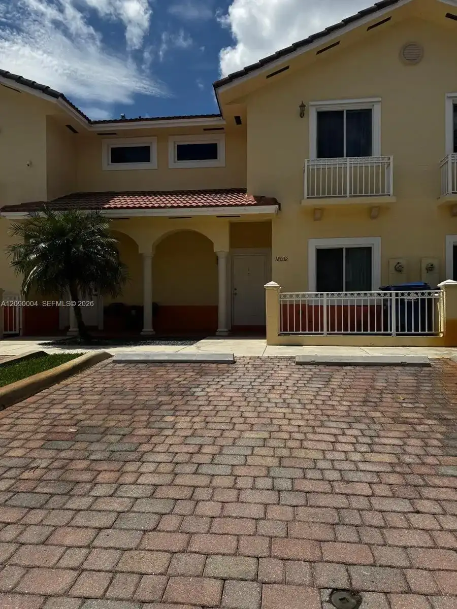 18032 NW 74th Ct # 74, Hialeah FL 33015
