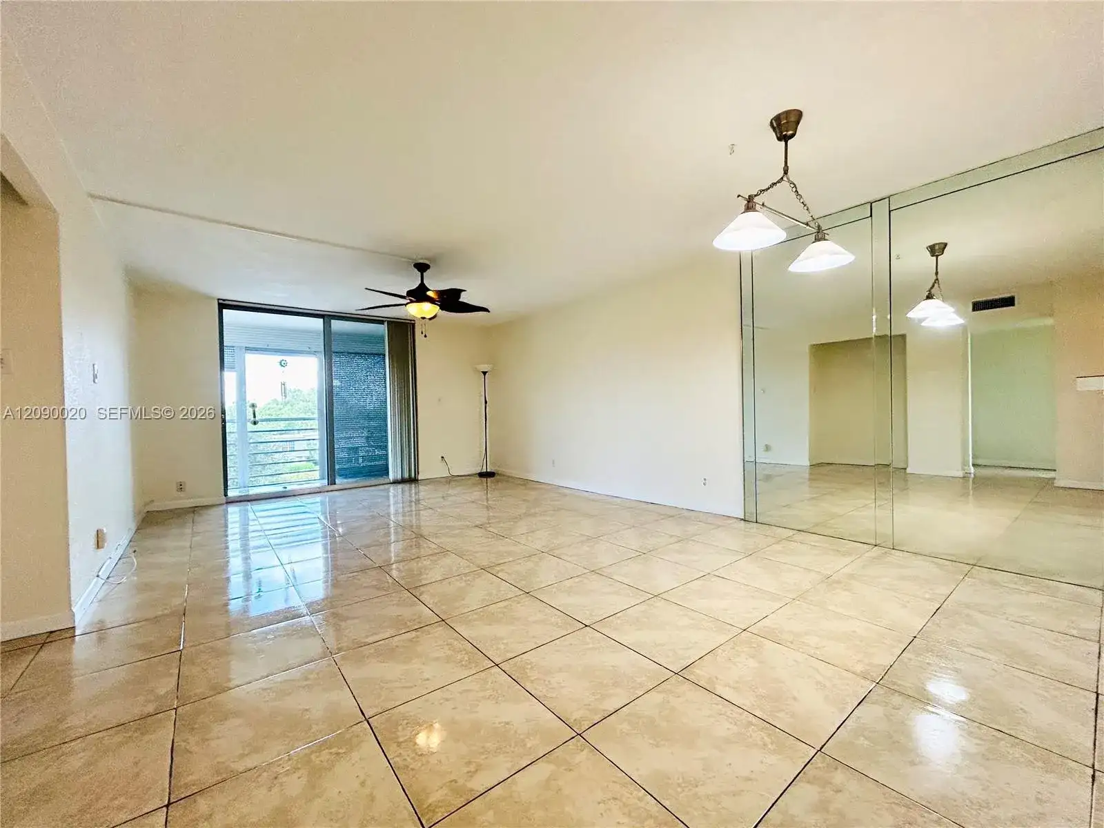 403 NW 68th Ave # 419, Plantation FL 33317 photo 2