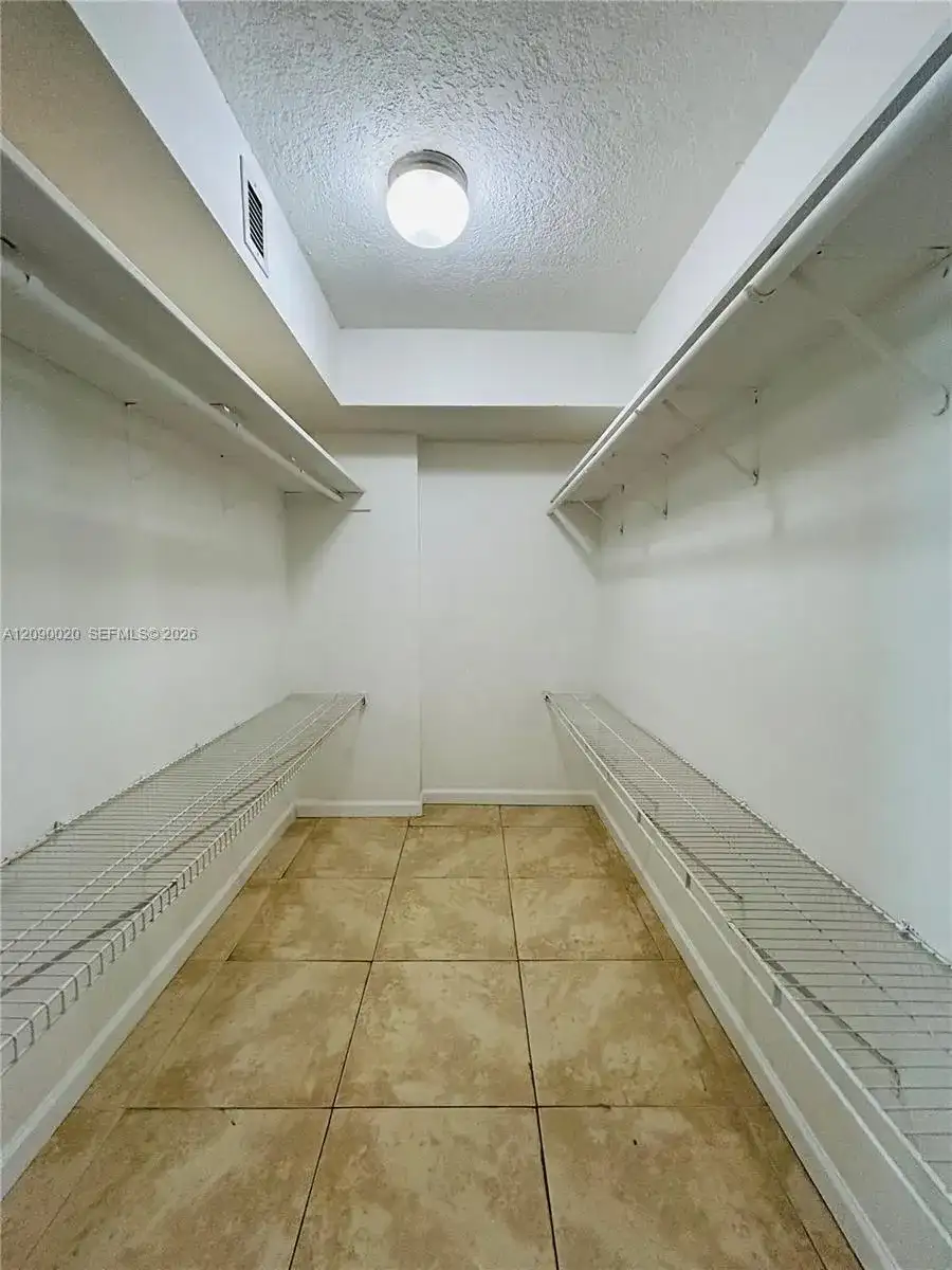 403 NW 68th Ave # 419, Plantation FL 33317 photo 5