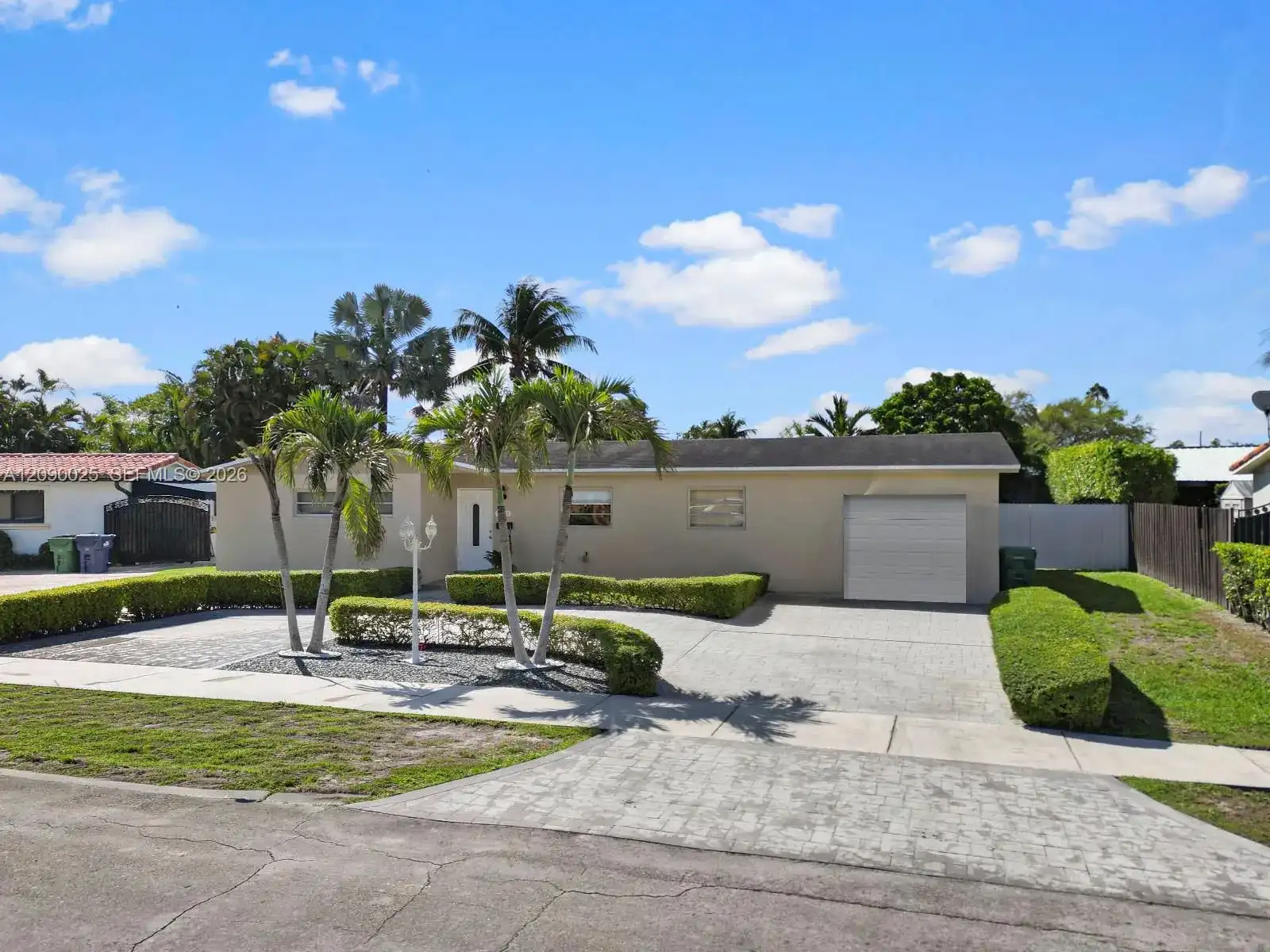 8530 NW 179th St, Hialeah FL 33015