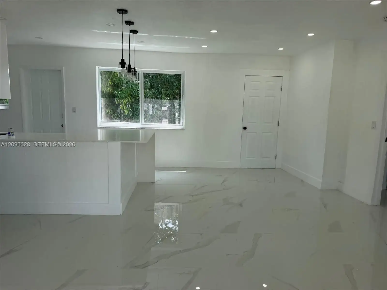 260 NE 42nd Ct, Deerfield Beach FL 33064 photo 3
