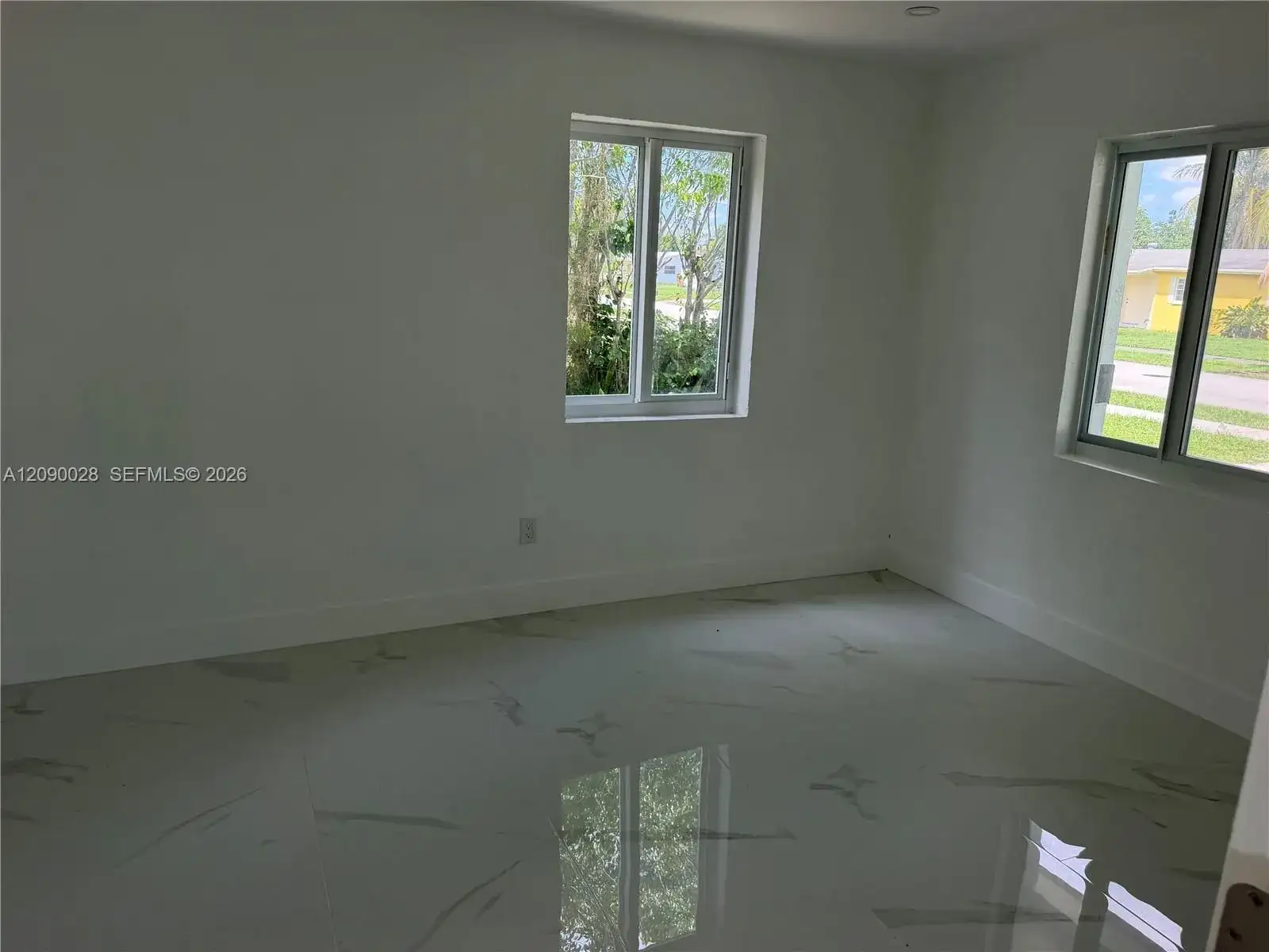 260 NE 42nd Ct, Deerfield Beach FL 33064 photo 5