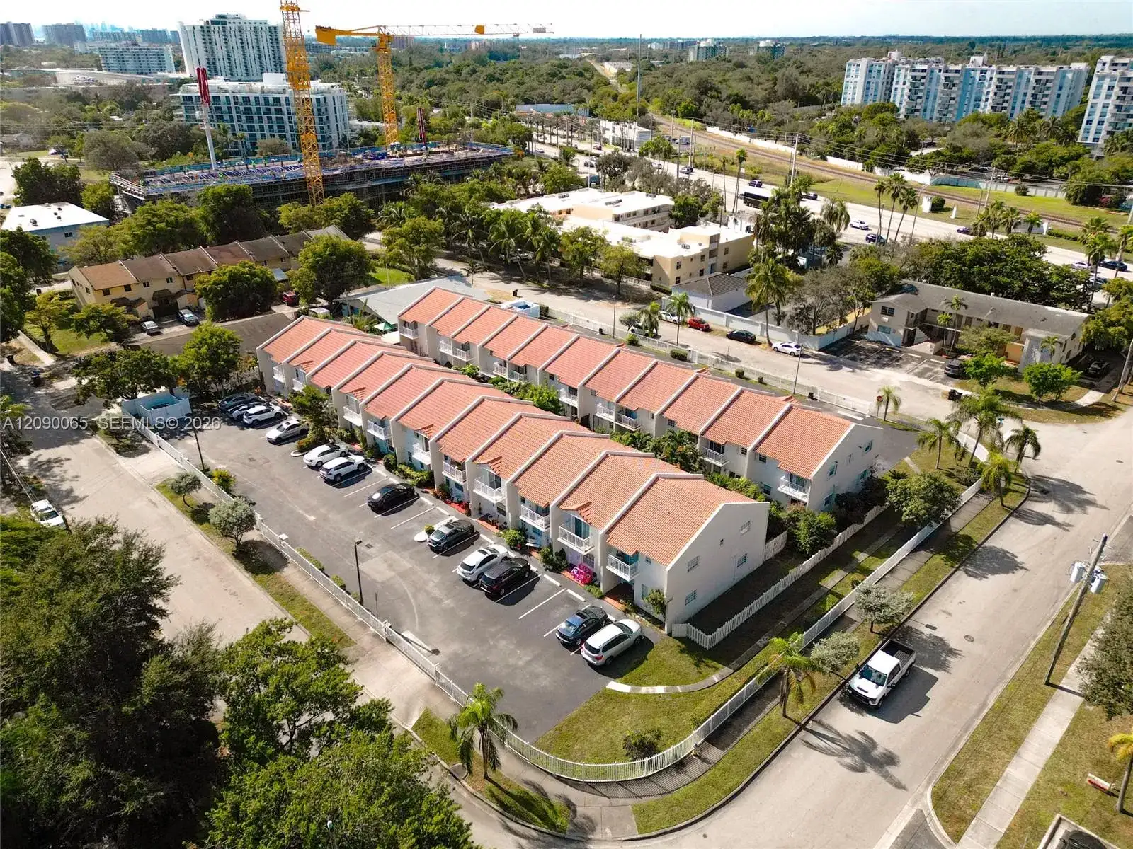 2050 NE 140th St # 21, North Miami Beach FL 33181 photo 4