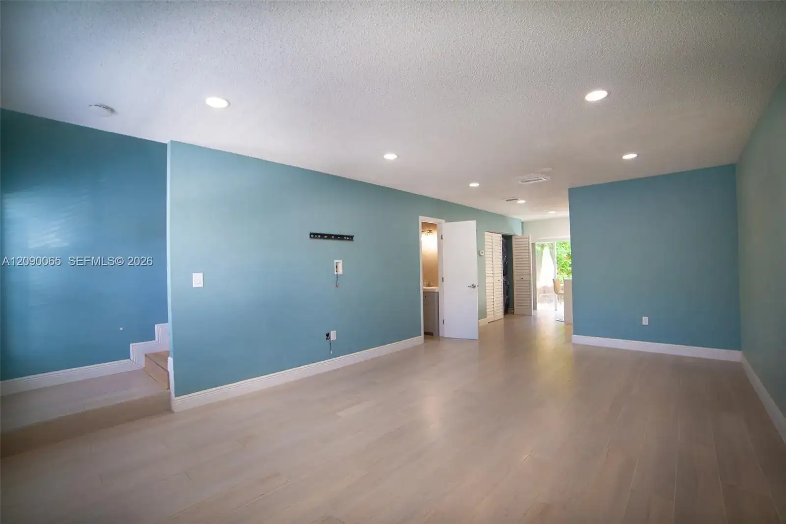 2050 NE 140th St # 21, North Miami Beach FL 33181 photo 5