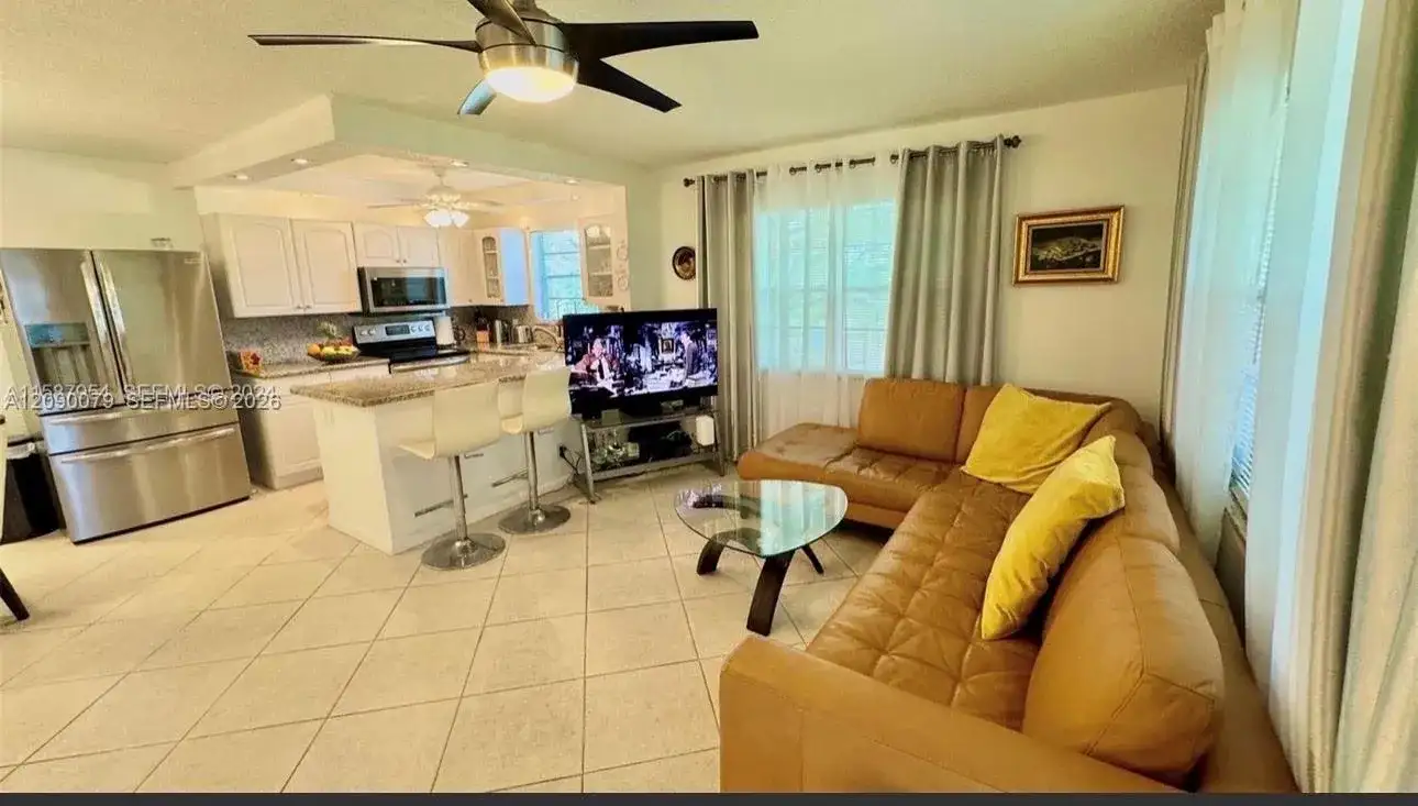 116 E Westbury E # 116, Deerfield Beach FL 33442 photo 3