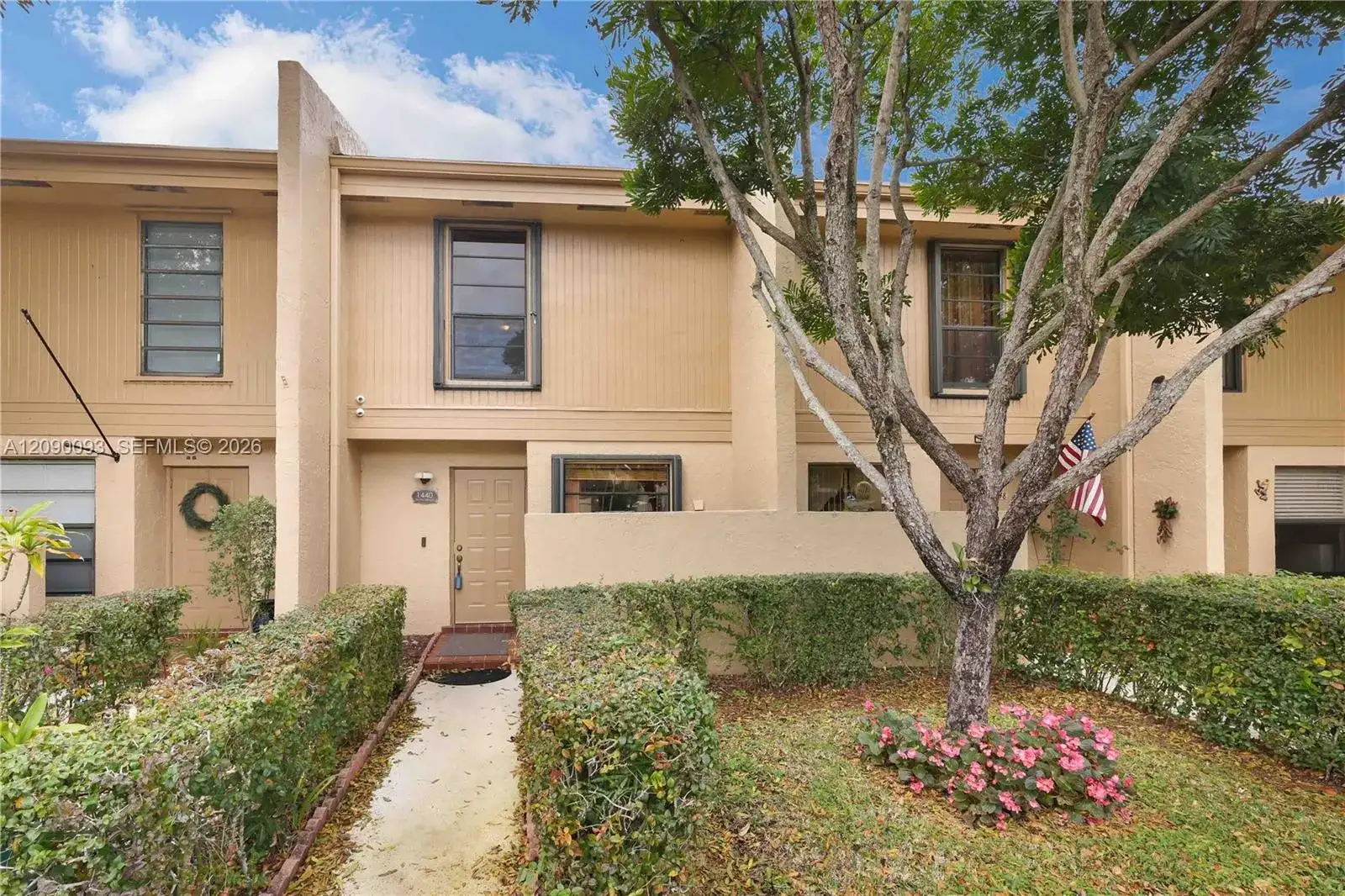 1440 NW 97th Ter # 282, Pembroke Pines FL 33024 photo 2