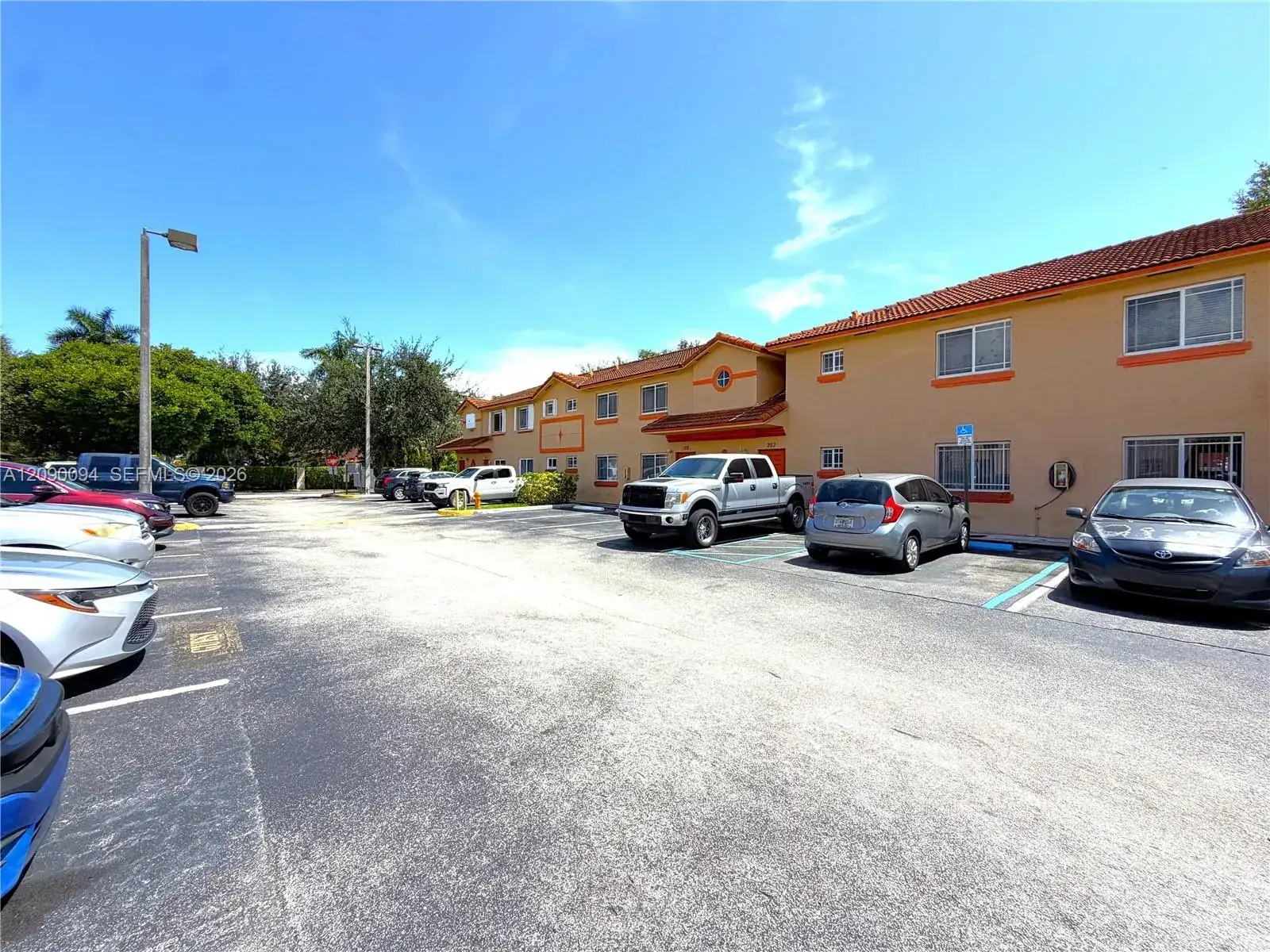 17302 NW 74th Ave # 101, Hialeah FL 33015 photo 2