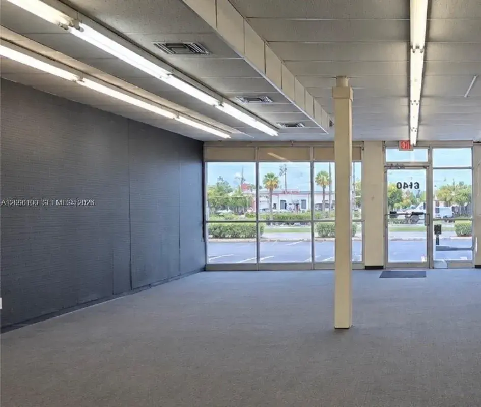 6140 Hollywood Blvd, Hollywood FL 33024