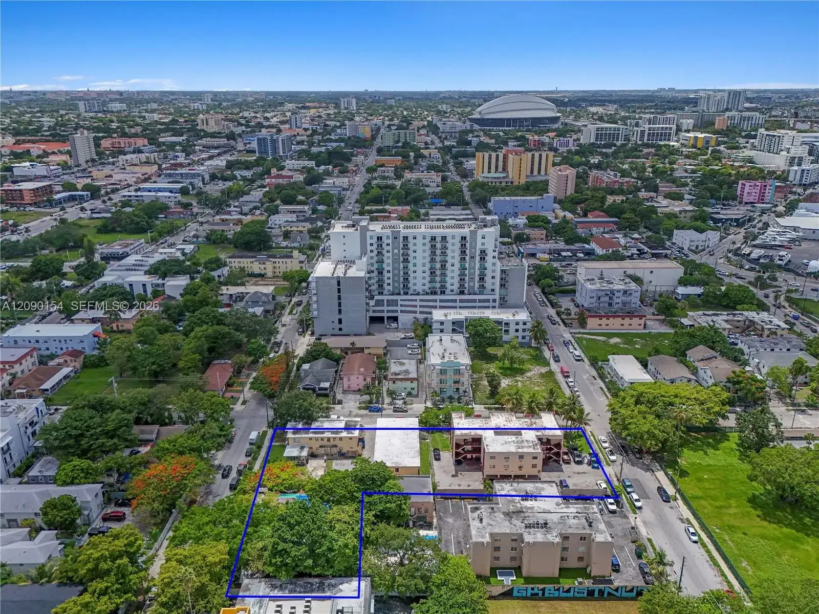 690 NW 3rd St, Miami FL 33128 photo 3