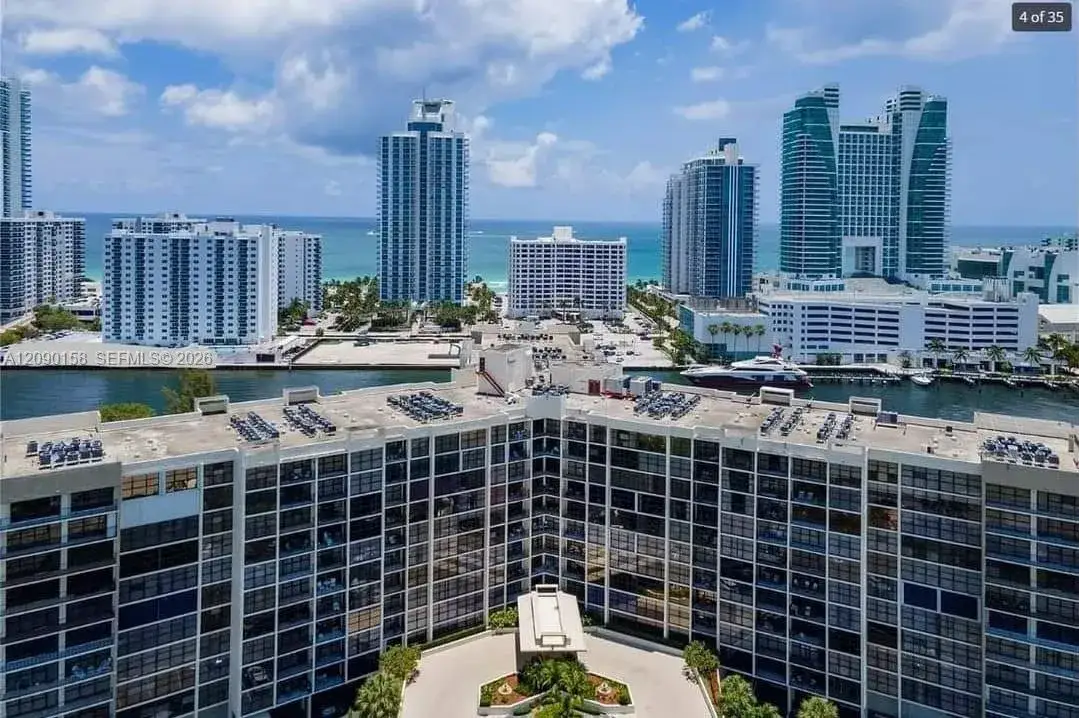 800 W Parkview Dr # 311, Hallandale Beach FL 33009