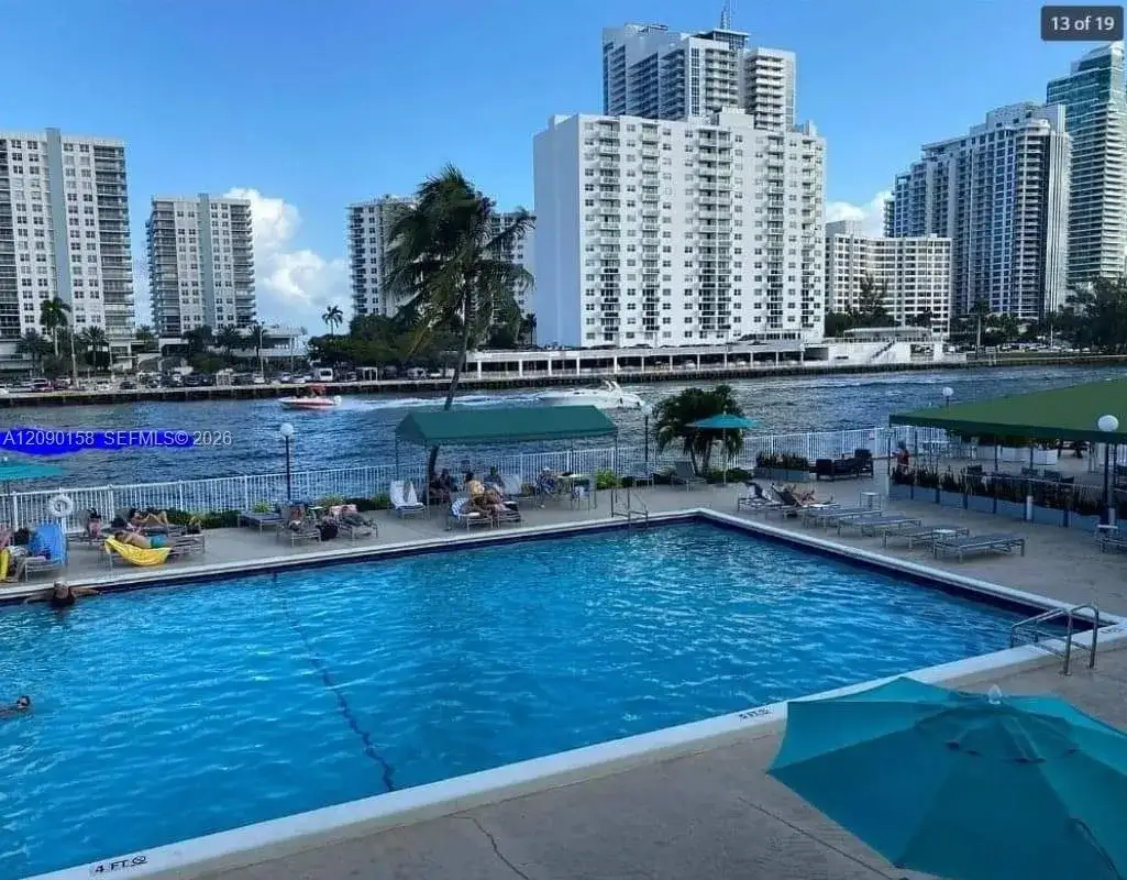 800 W Parkview Dr # 311, Hallandale Beach FL 33009 photo 3