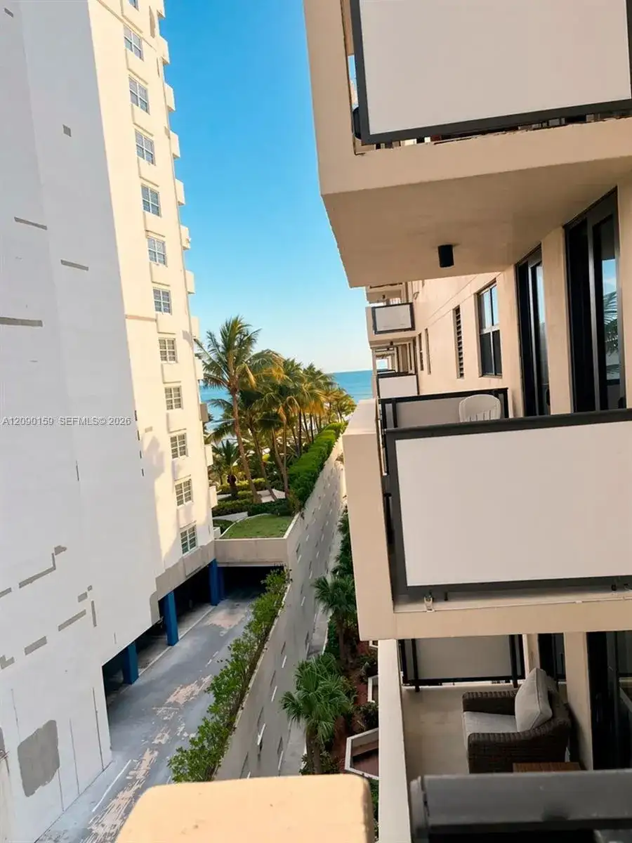 1621 Collins Ave # 701, Miami Beach FL 33139 photo 2