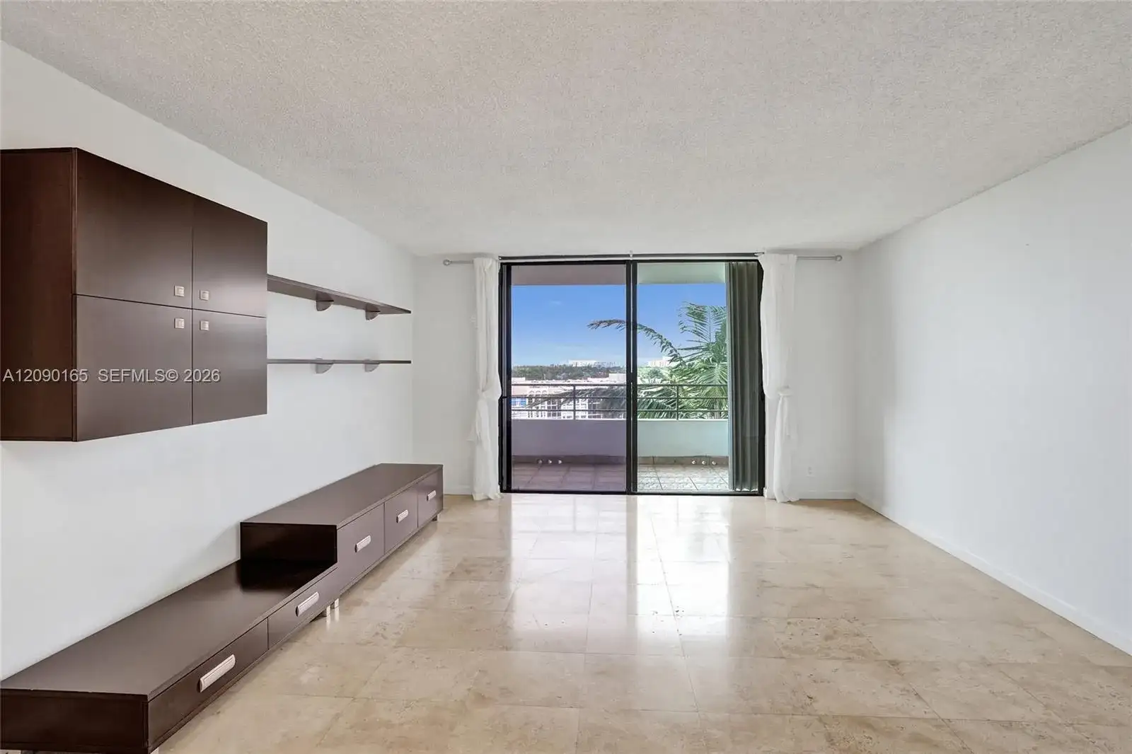 500 Three Islands Blvd # 408, Hallandale Beach FL 33009 photo 4