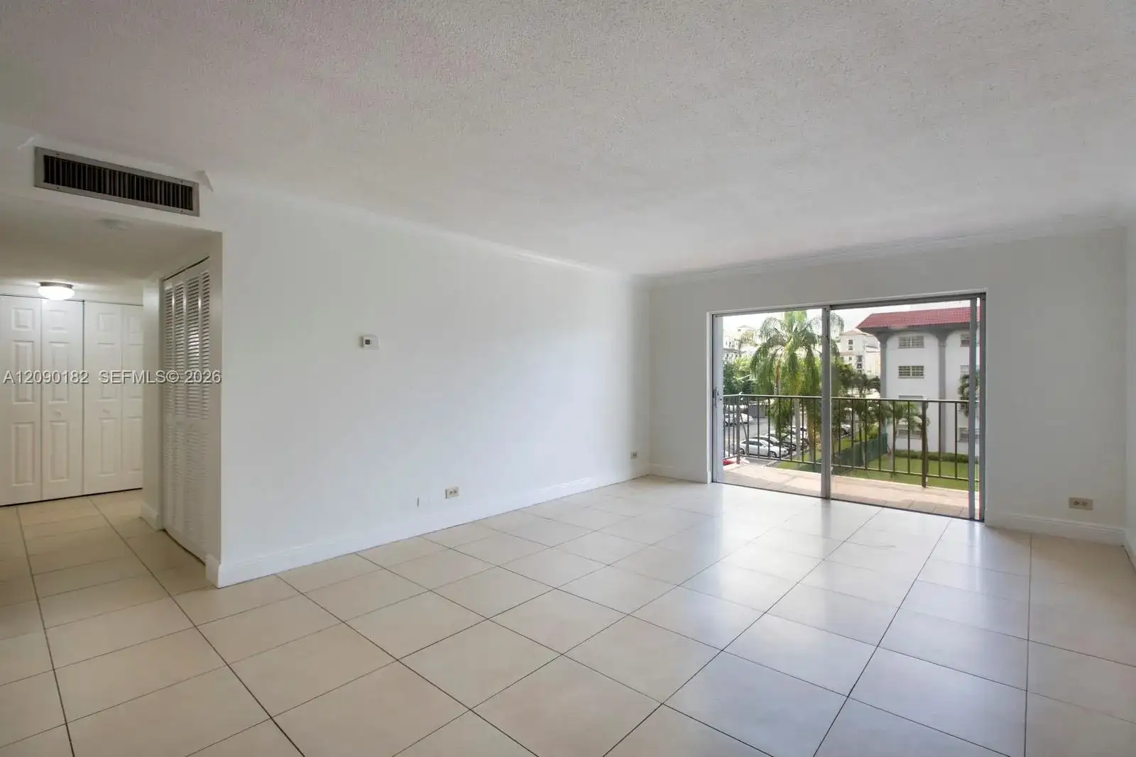 8107 SW 72nd Ave # 302E, Miami FL 33143 photo 4