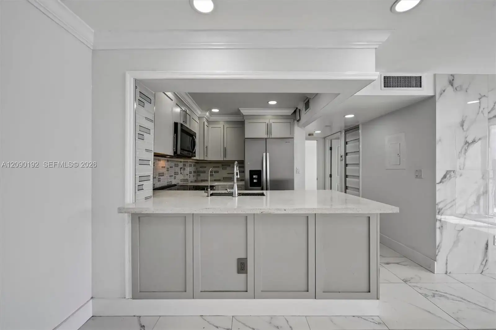 8075 NW 7th St # 503, Miami FL 33126 photo 3