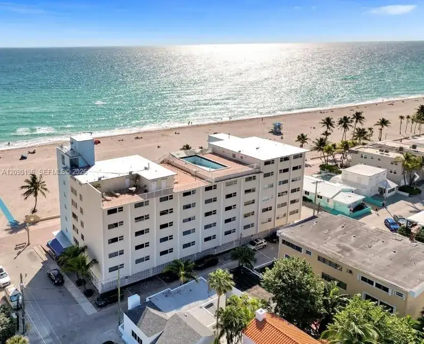 300 Oregon St # 204, Hollywood FL 33019 photo 4