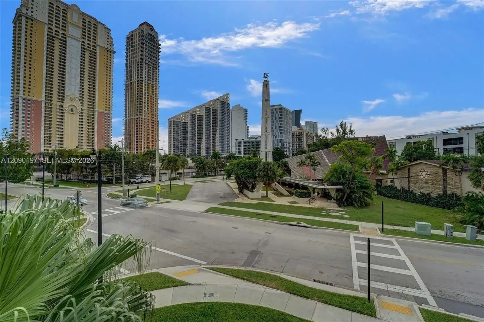 17800 Atlantic Blvd # 307, Sunny Isles Beach FL 33160 photo 2