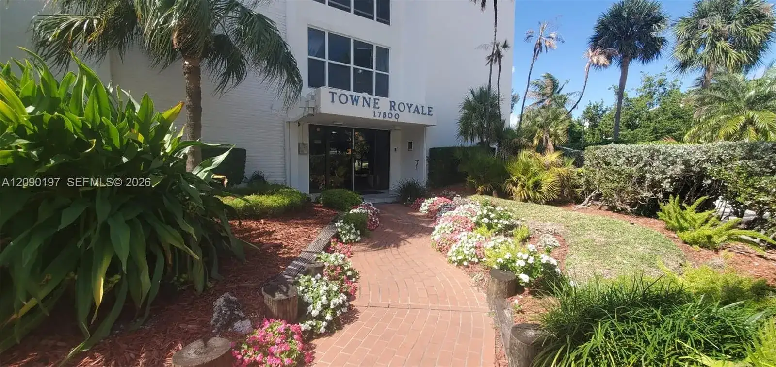 17800 Atlantic Blvd # 307, Sunny Isles Beach FL 33160 photo 3