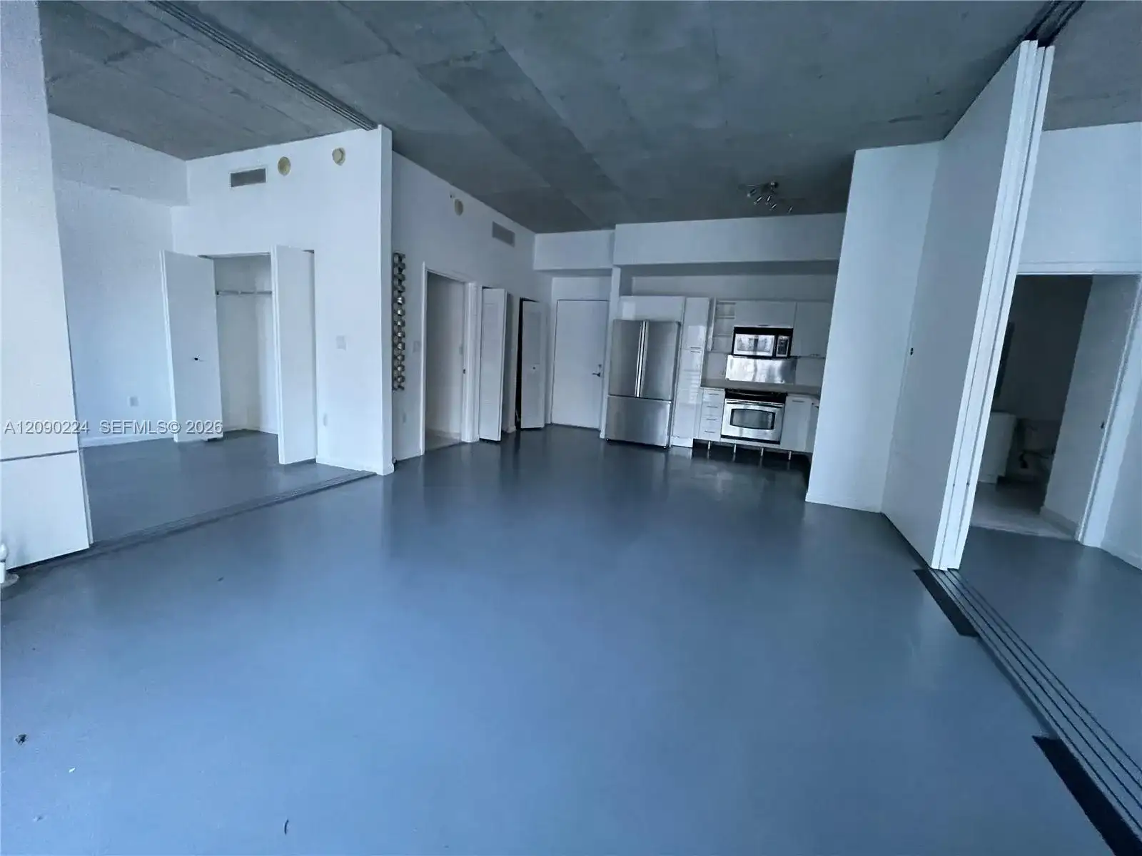133 NE 2nd Ave # 1406, Miami FL 33132 photo 2