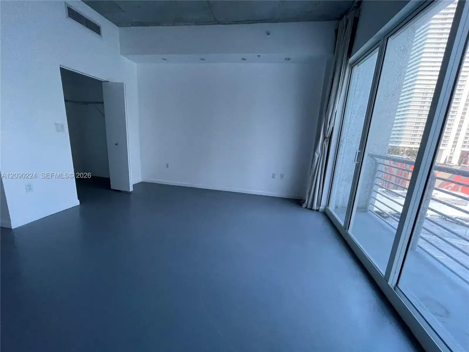 133 NE 2nd Ave # 1406, Miami FL 33132 photo 3