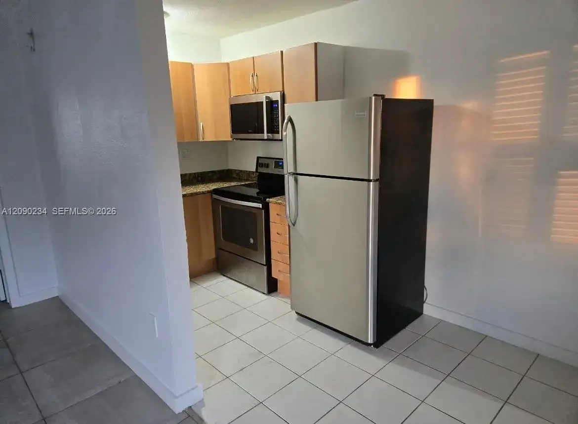 4444 SW 67th Ave # 20, Miami FL 33155 photo 2