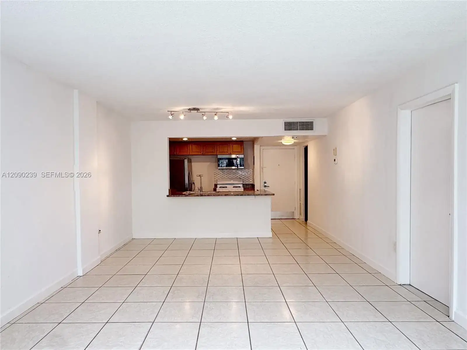 2175 NE 170th St # 104, North Miami Beach FL 33162 photo 5