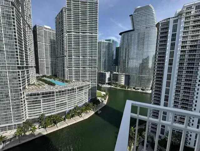 801 Brickell Key Blvd # 2502, Miami FL 33131 photo 2