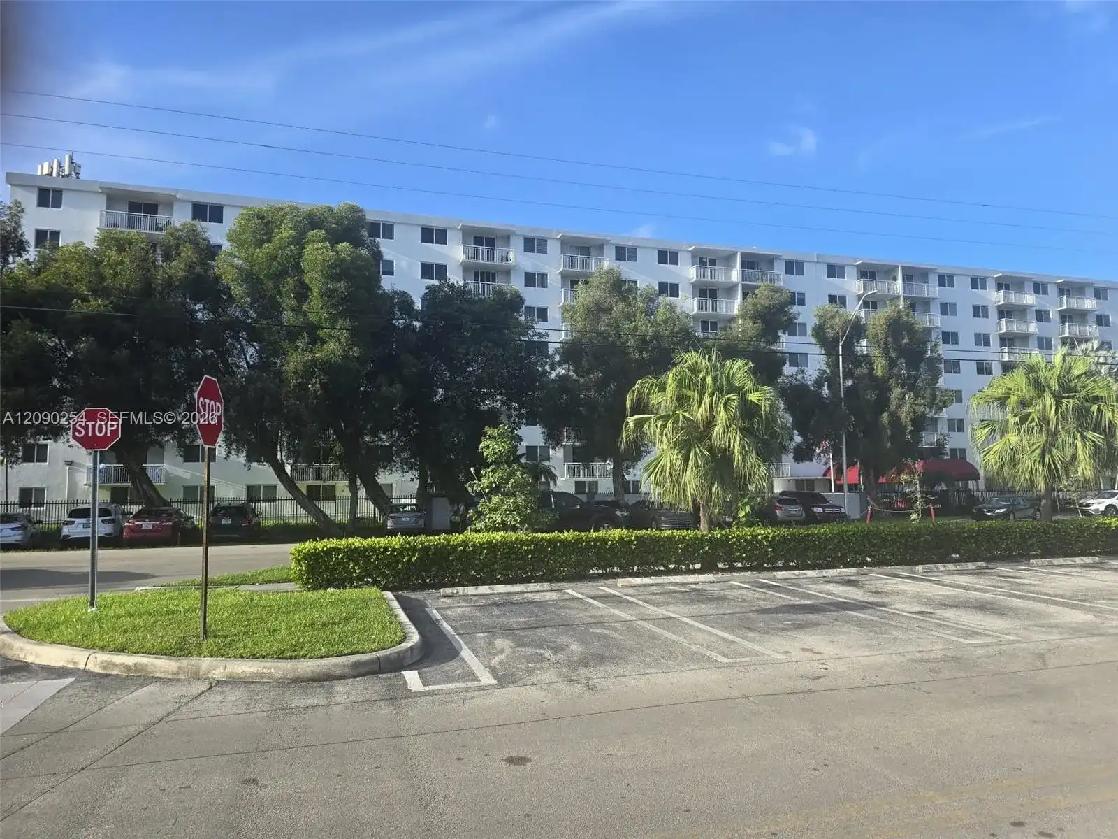 1251 NE 108th St # 718, Miami FL 33161