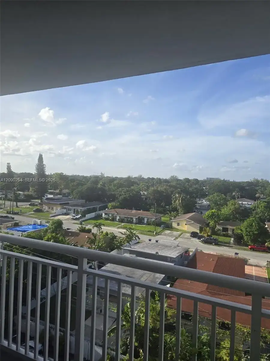 1251 NE 108th St # 718, Miami FL 33161 photo 3