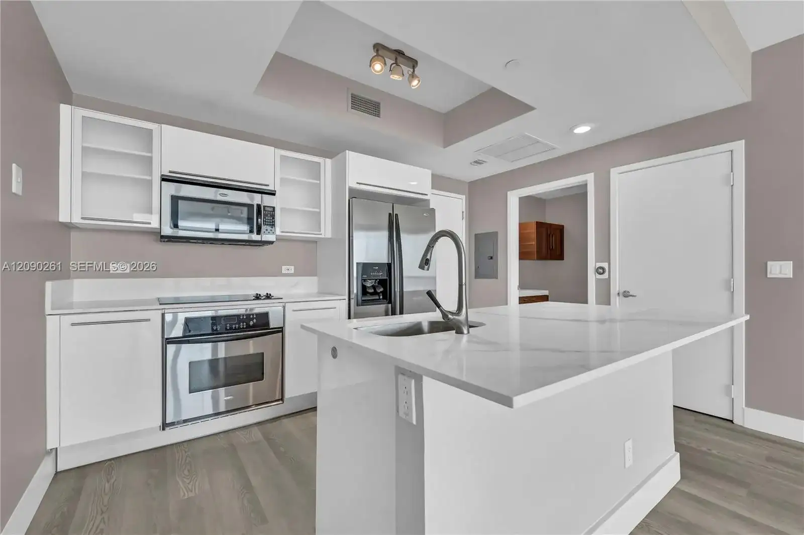 888 Biscayne Blvd # 1710, Miami FL 33132 photo 4
