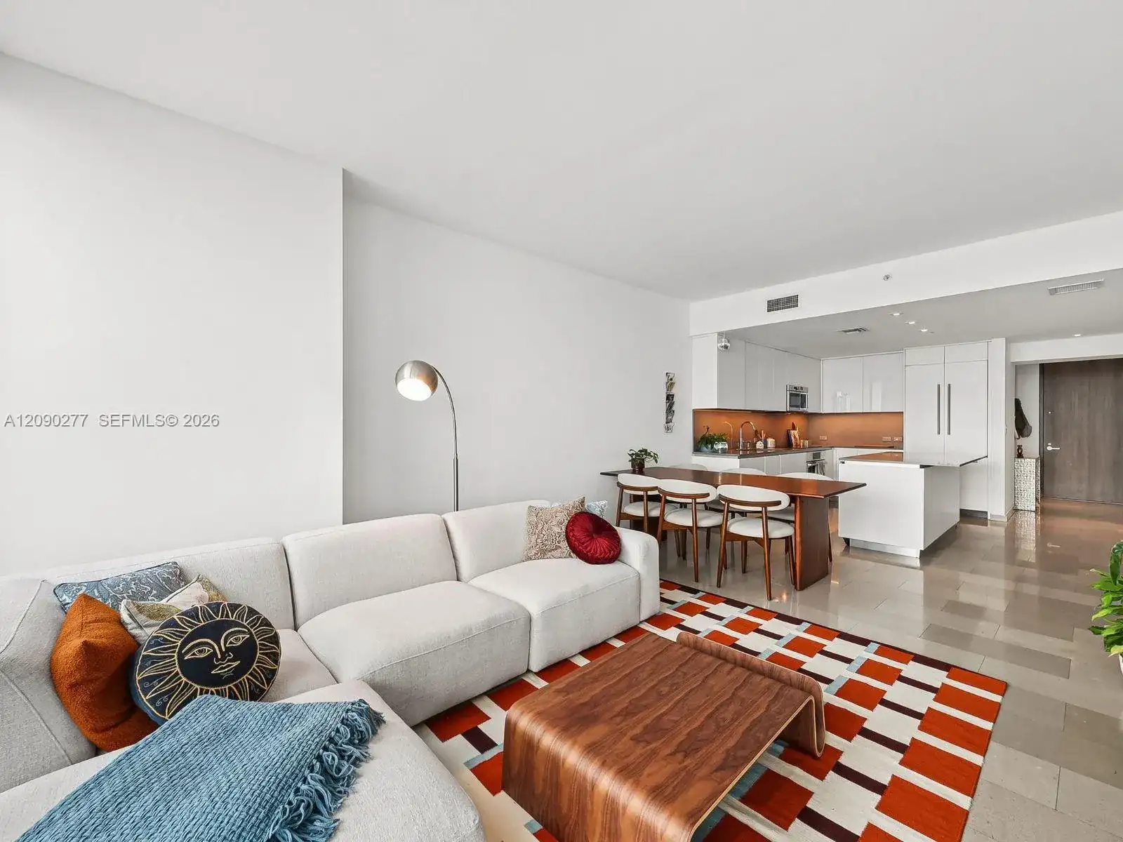 88 SW 7th St # 2506, Miami FL 33130 photo 4