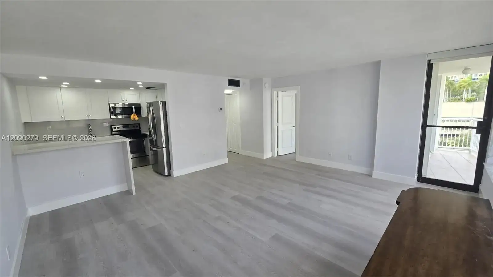 1440 Brickell Bay Dr # 909, Miami FL 33131 photo 2