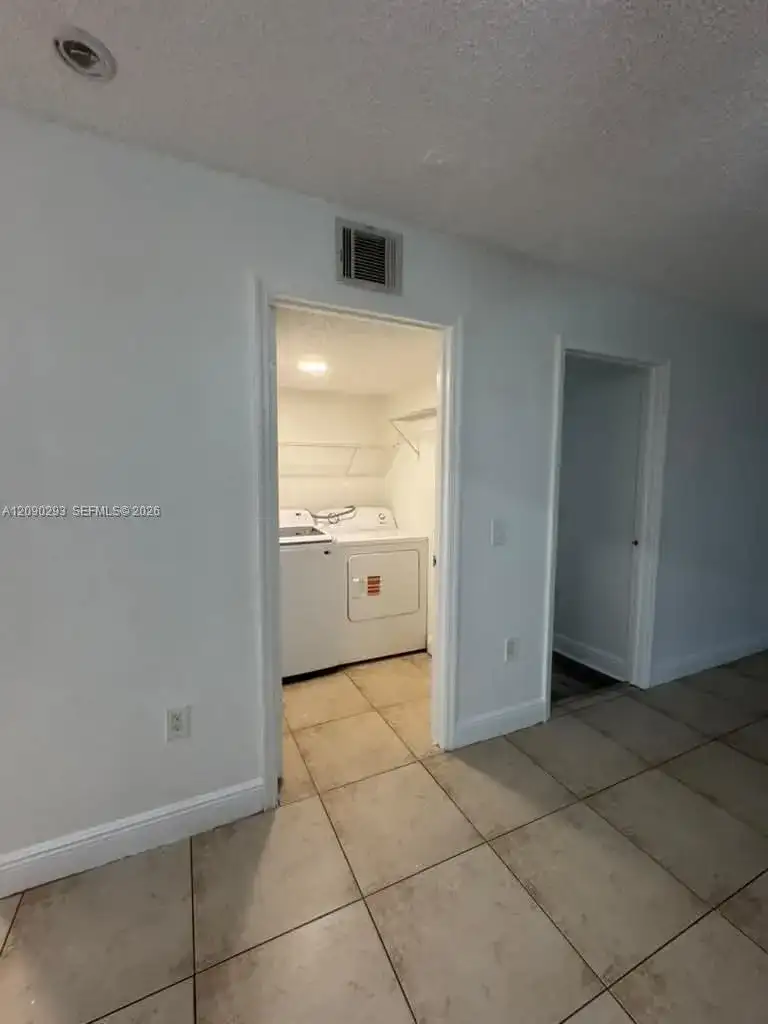 1566 Lake Crystal Dr, West Palm Beach FL 33411 photo 5