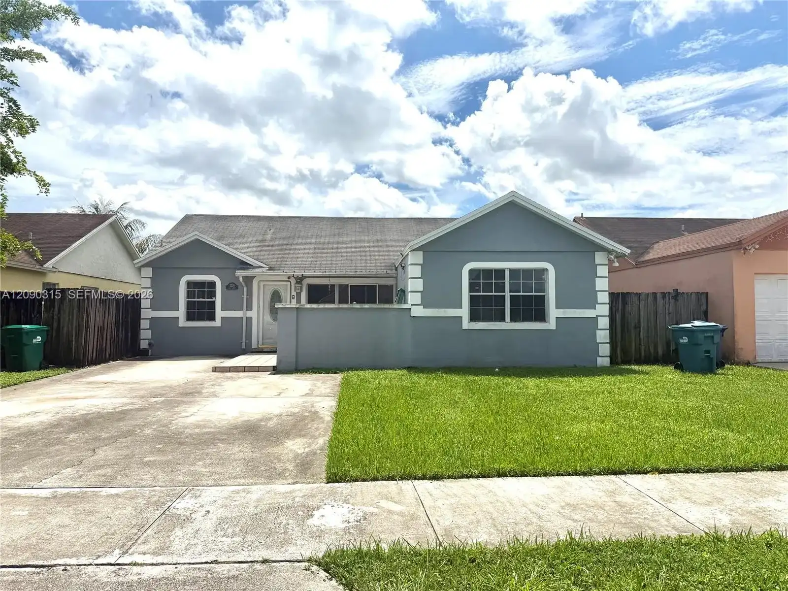 3226 NW 203rd St, Miami Gardens FL 33056