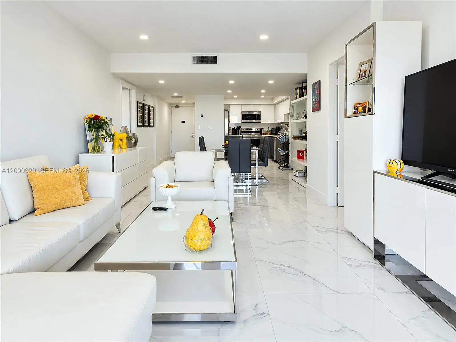 20301 W Country Club Dr # 930, Aventura FL 33180