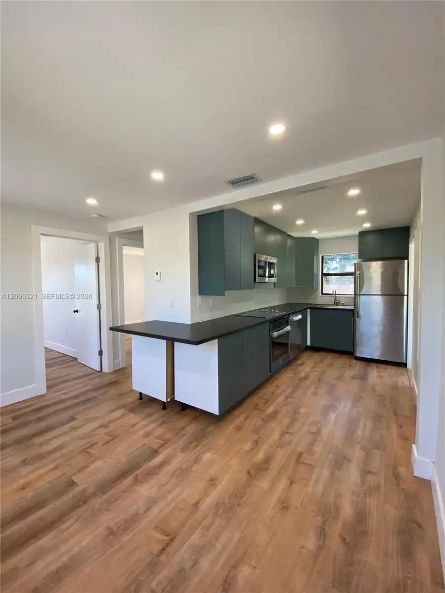 4224 SW 60th Pl, South Miami FL 33155 photo 4