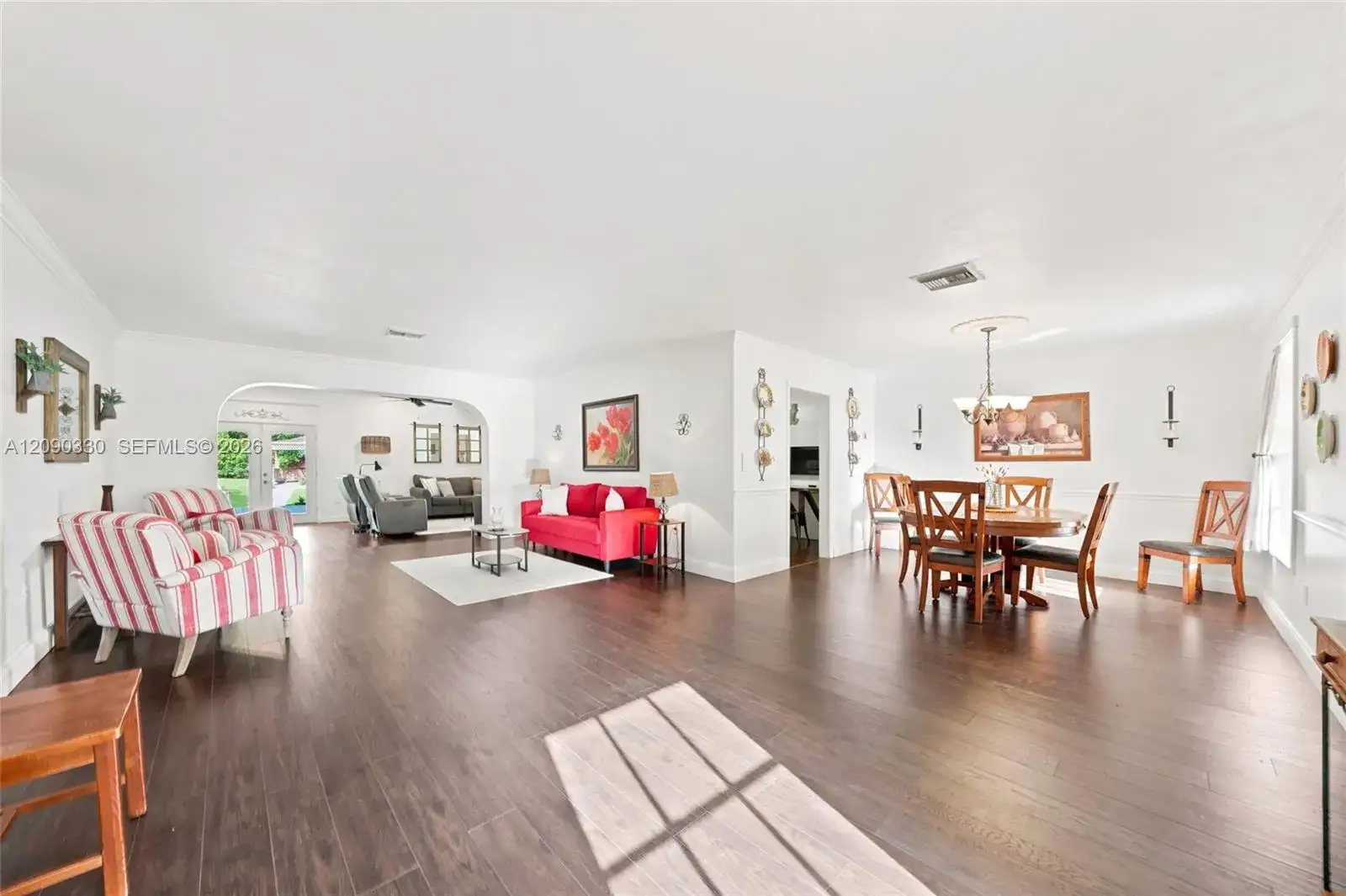 15425 N Miami Ave, Miami FL 33169 photo 5
