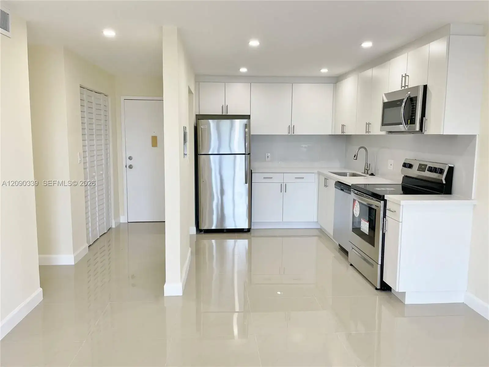 16950 W Dixie Hwy # A537, North Miami Beach FL 33160 photo 2