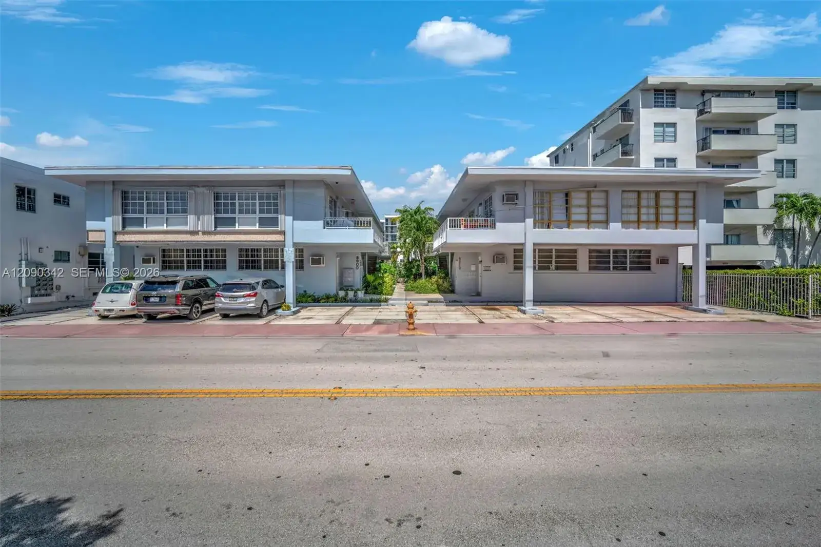 8010 Tatum Waterway Dr # 5, Miami Beach FL 33141