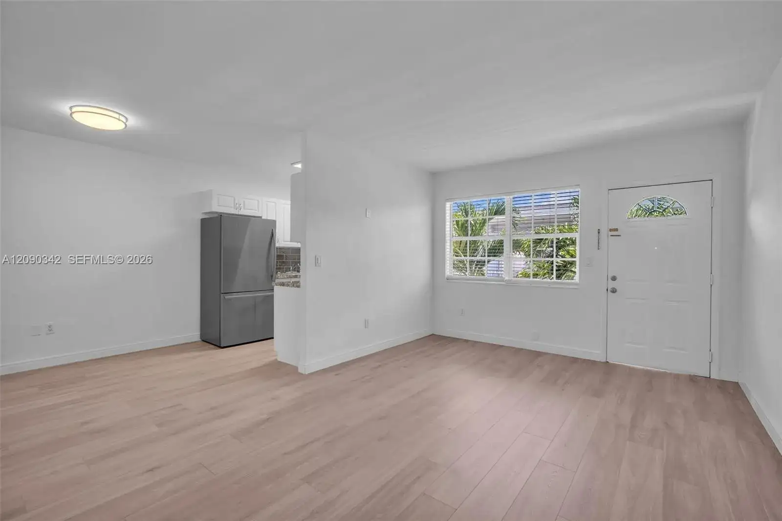 8010 Tatum Waterway Dr # 5, Miami Beach FL 33141 photo 5