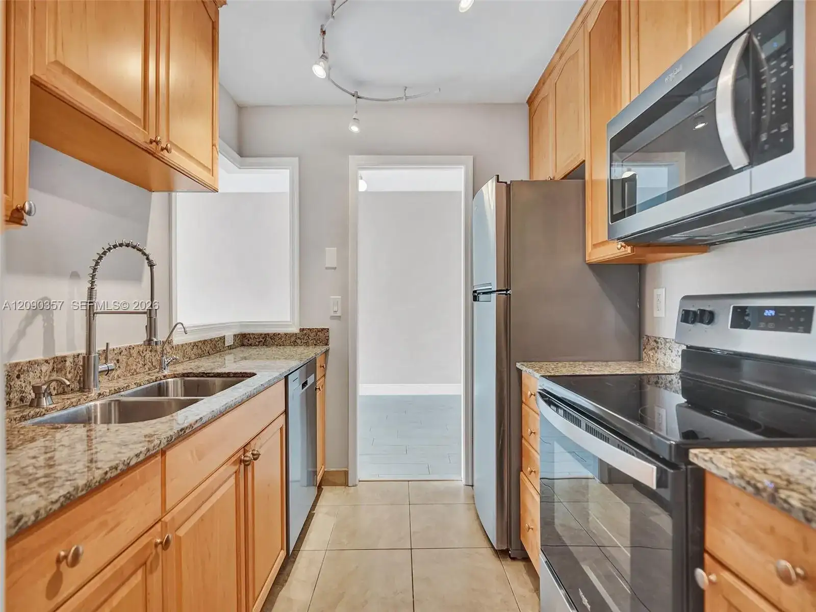 400 N Riverside Dr # 303, Pompano Beach FL 33062 photo 2