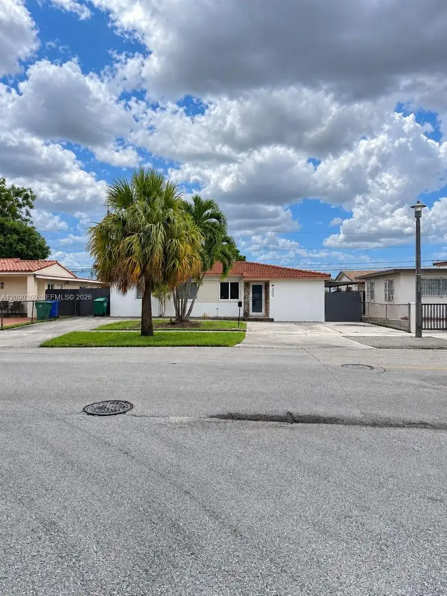 300 SW 69th Ave, Miami FL 33144 photo 2