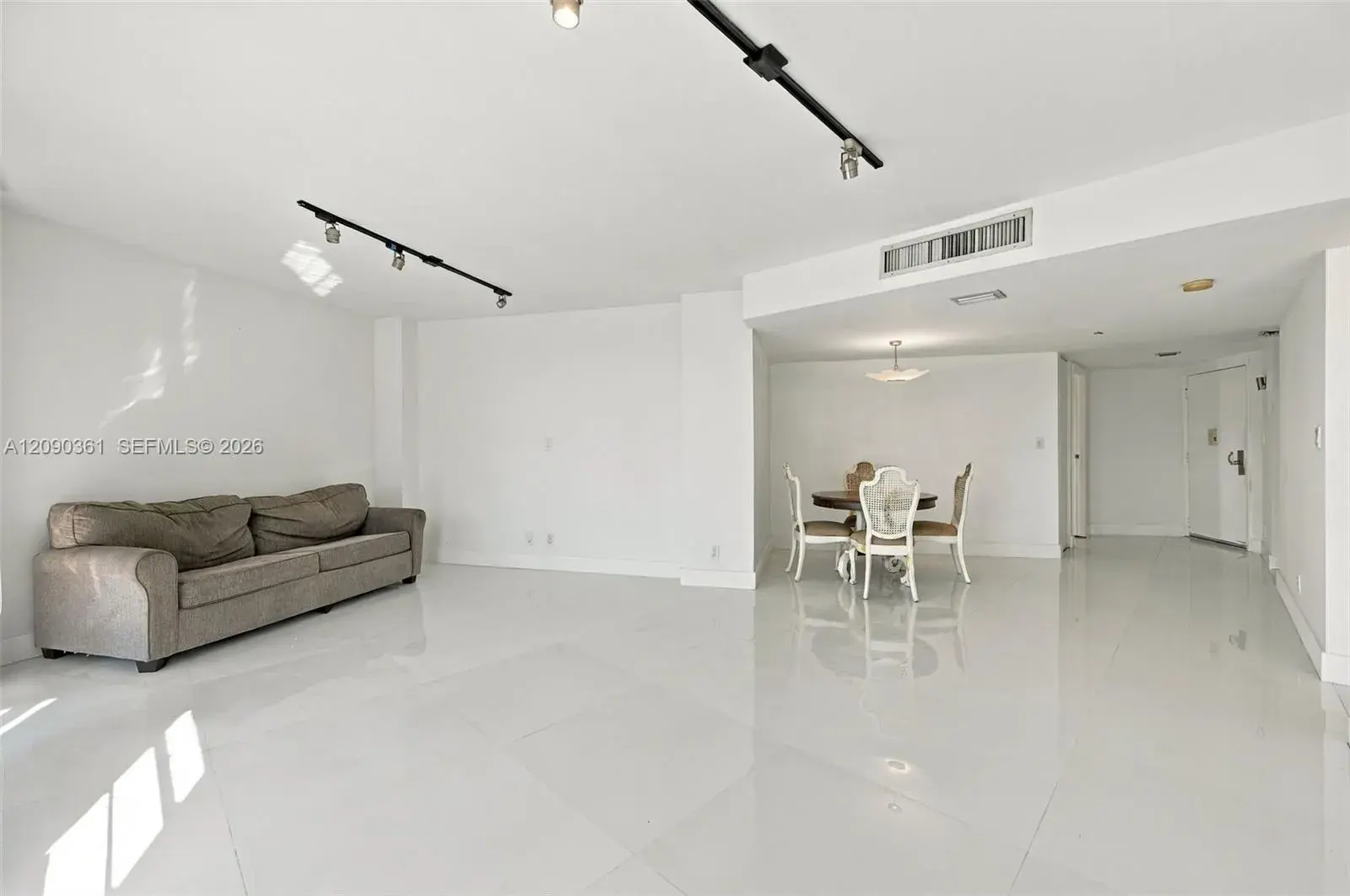 3475 N Country Club Dr # 502, Aventura FL 33180