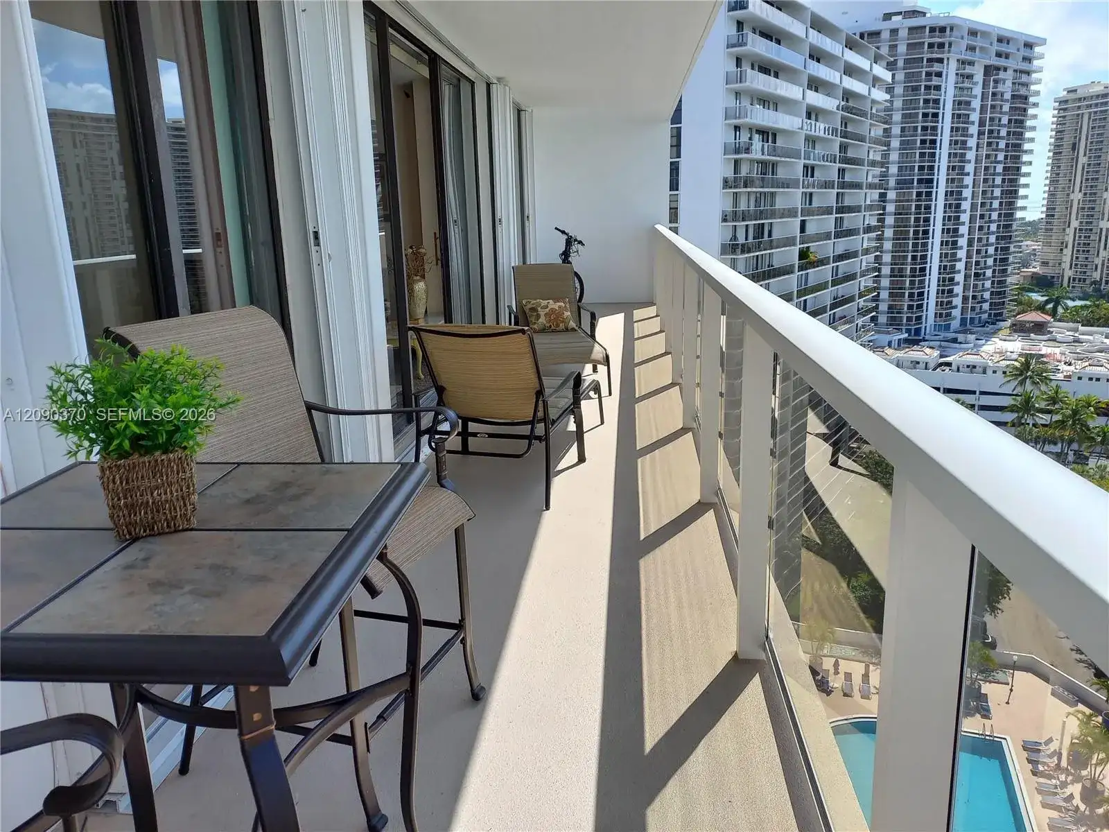 3701 N Country Club Dr # 1706, Aventura FL 33180 photo 3