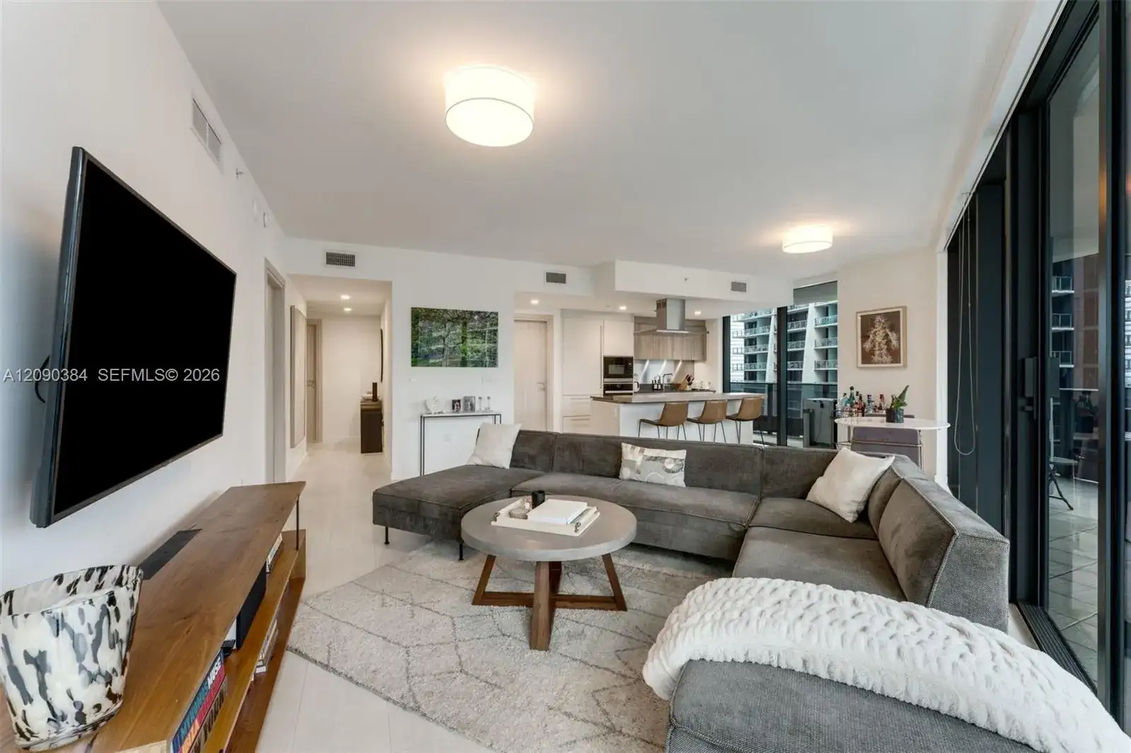 1000 Brickell Plz # 2401, Miami FL 33131 photo 3