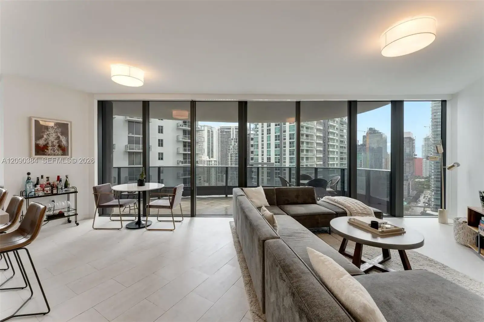 1000 Brickell Plz # 2401, Miami FL 33131 photo 4