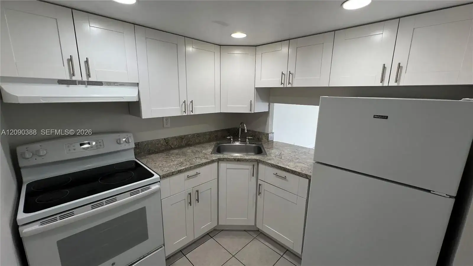 4550 NW 9 ST # 406E, Miami FL 33126 photo 5
